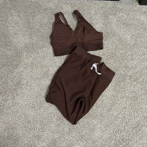 Fabletics cold weather set